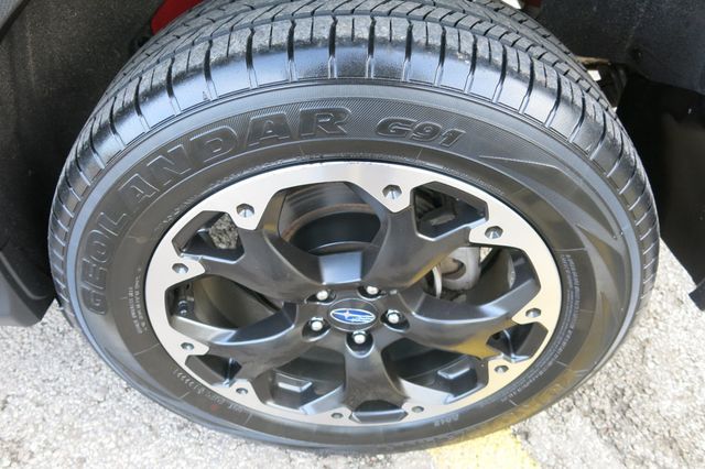 2021 Subaru Crosstrek Premium CVT - 22969342 - 32