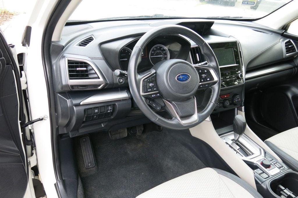 2021 Subaru Forester Premium CVT - 22865323 - 10