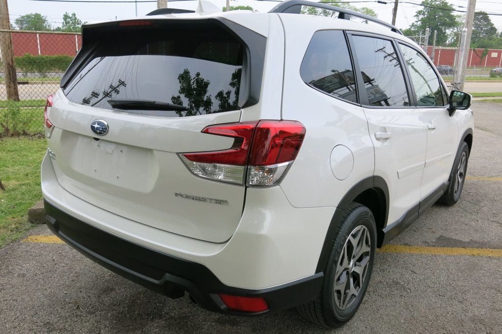 2021 Subaru Forester Premium CVT - 22865323 - 3
