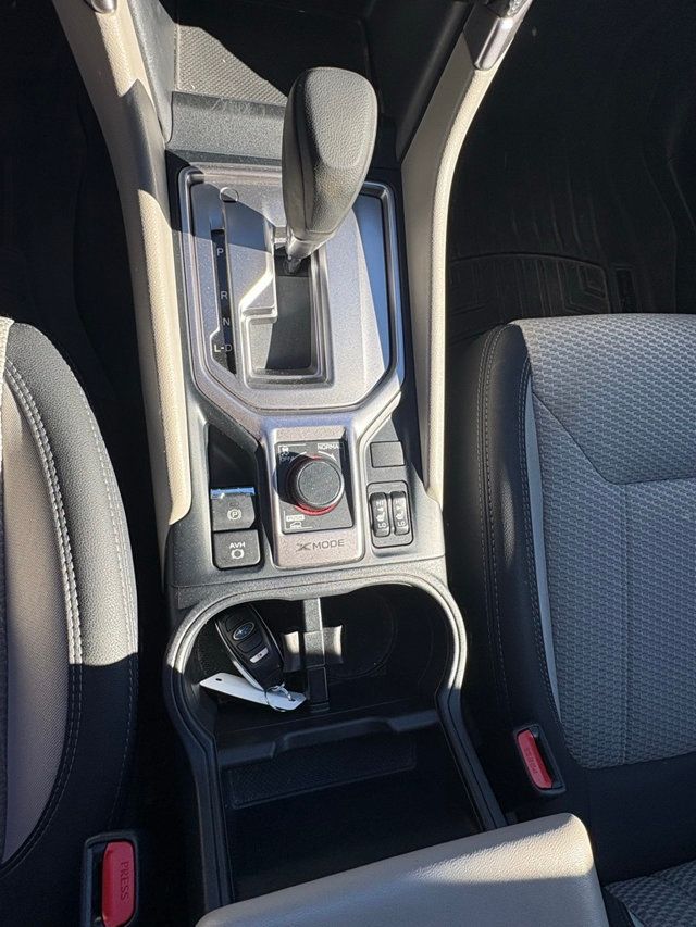 2021 Subaru Forester Premium CVT - 22947687 - 17