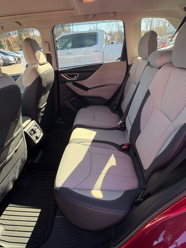 2021 Subaru Forester Premium CVT - 22947687 - 27