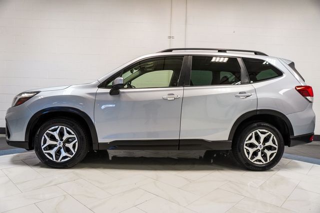 2021 Subaru Forester Premium CVT - 22938409 - 33