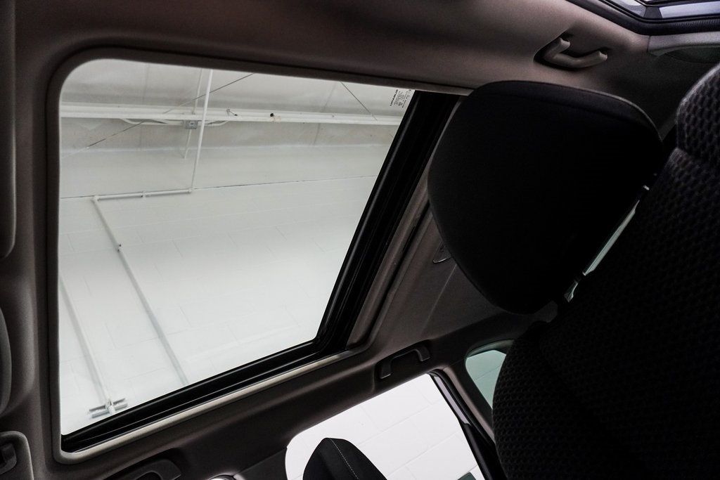 2021 Subaru Forester Premium photo 4