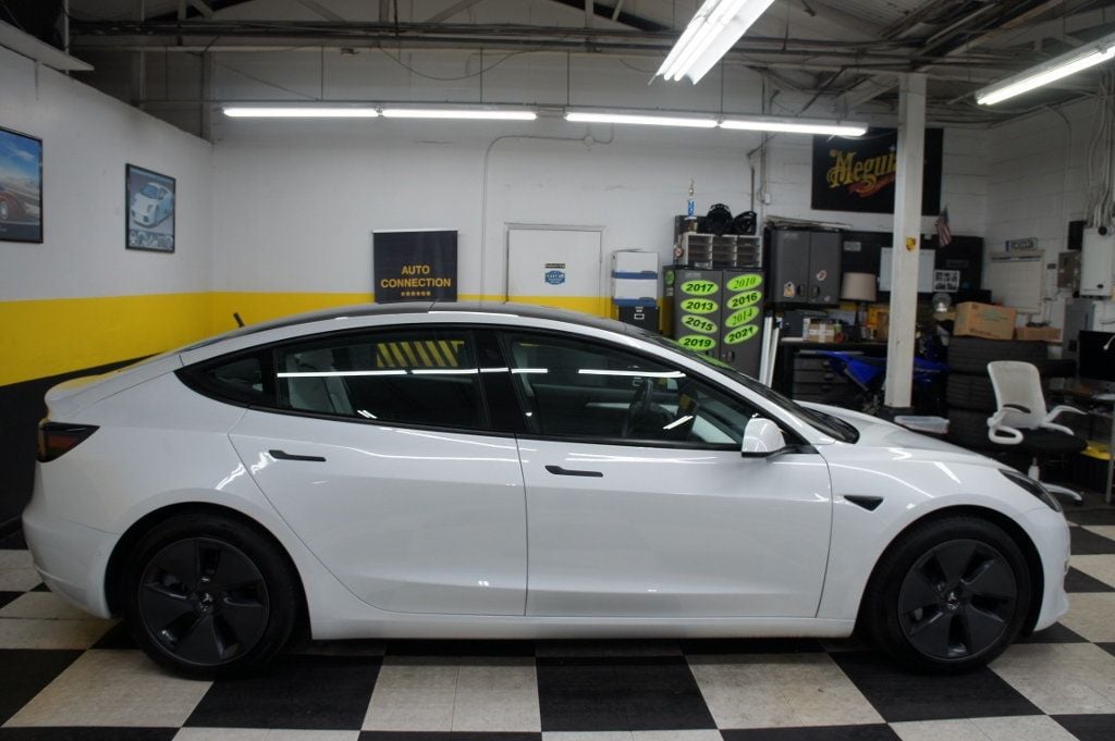 2021 Tesla Model 3 Immaculate ! Autopilot! - 22540198 - 12