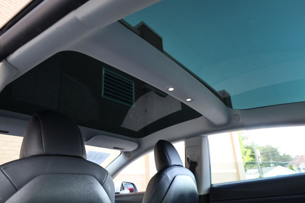 2021 Tesla Model 3 Long Range photo 13