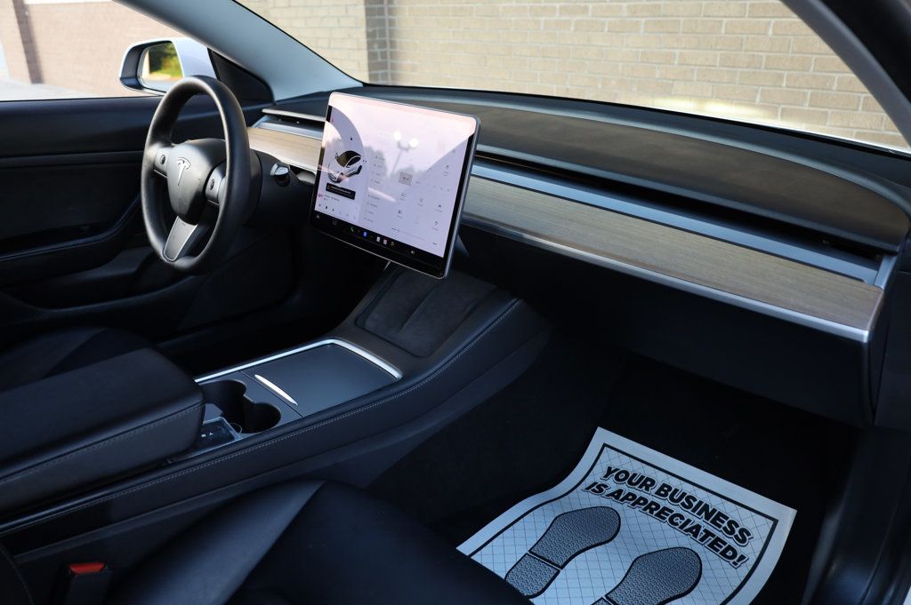 2021 Tesla Model 3 Long Range photo 15