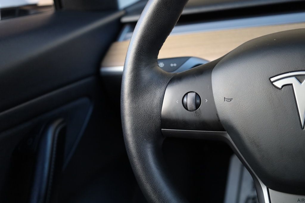 2021 Tesla Model 3 Long Range photo 18