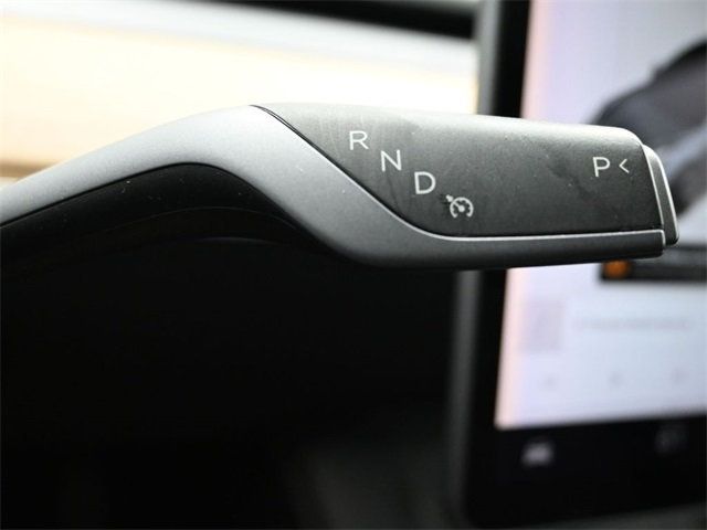 2021 Tesla Model 3 Long Range photo 17