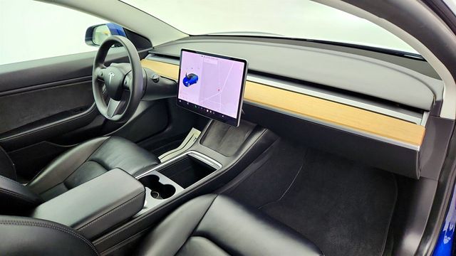 2021 Tesla Model 3 Long Range AWD with 19'' Sport Wheels - 22972354 - 28