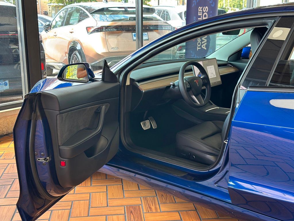 2021 Tesla Model 3 Performance photo 16
