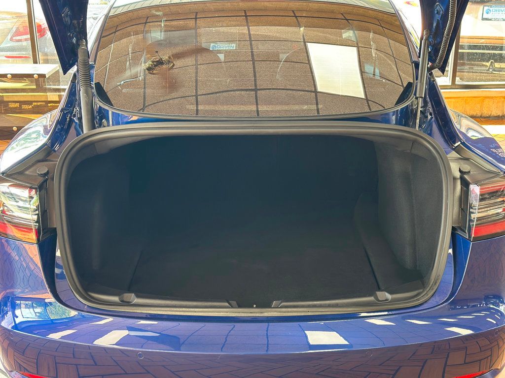 2021 Tesla Model 3 Performance photo 25