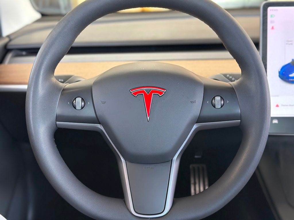 2021 Tesla Model 3 Performance photo 31