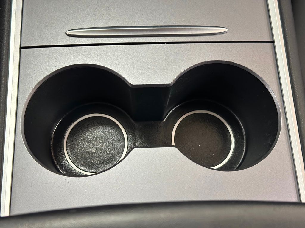 2021 Tesla Model 3 Performance photo 46