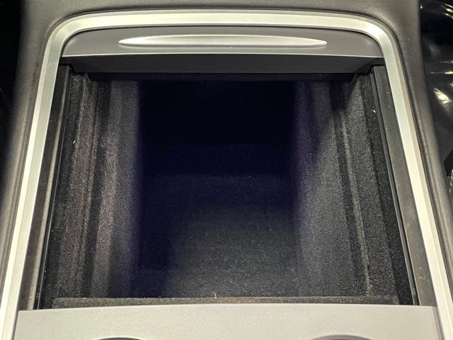 2021 Tesla Model 3 Performance AWD - 22940658 - 34