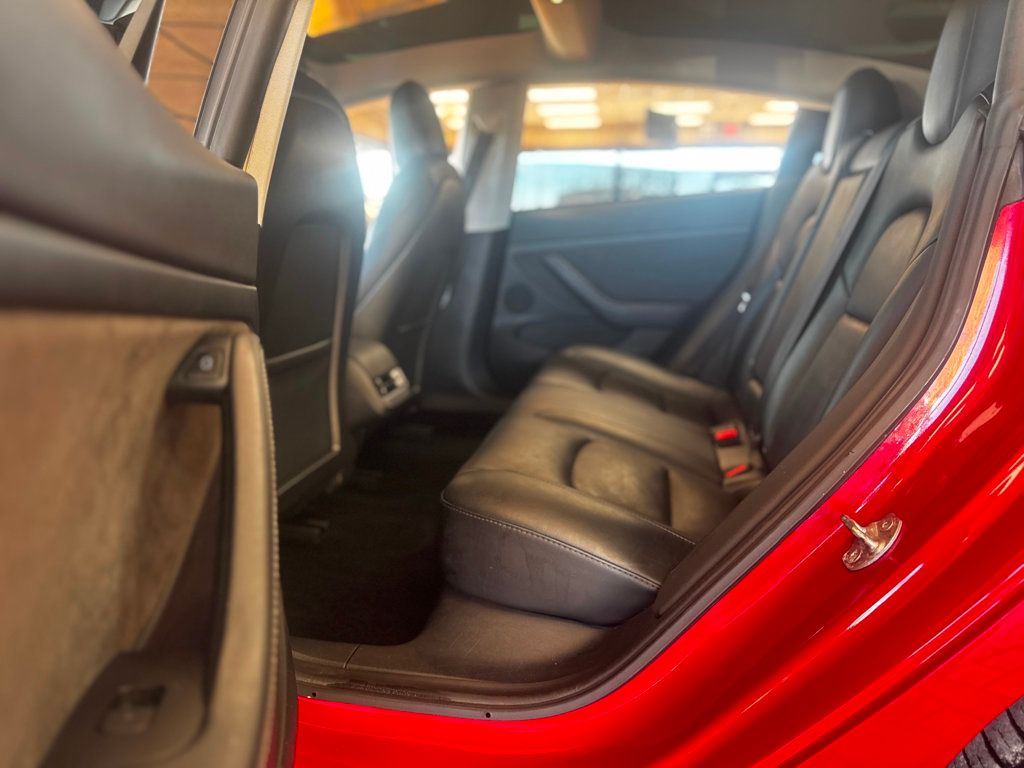 2021 Tesla Model 3 Performance AWD - 22972381 - 18