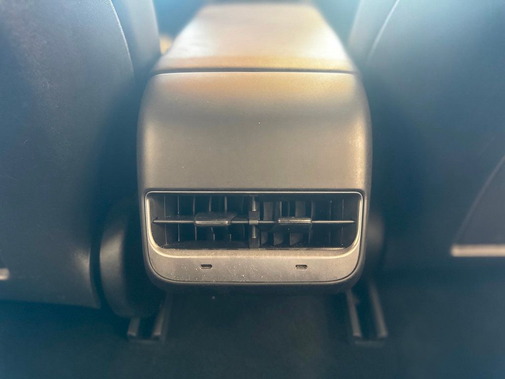 2021 Tesla Model 3 Performance AWD - 22972381 - 21