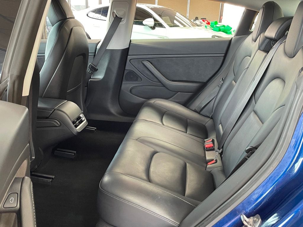 2021 Tesla Model 3 Performance AWD - 22983538 - 16