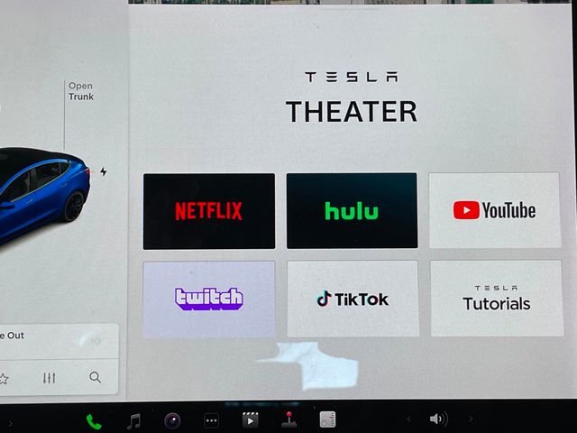 2021 Tesla Model 3 Performance AWD - 22983538 - 36