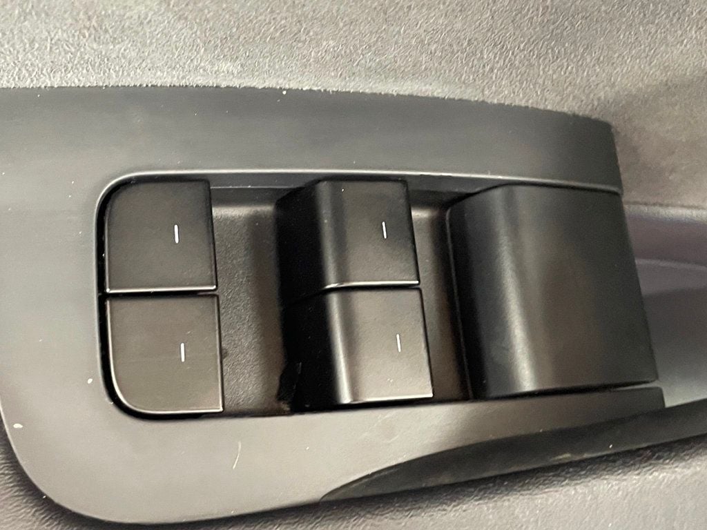 2021 Tesla Model 3 Performance AWD - 23061829 - 17