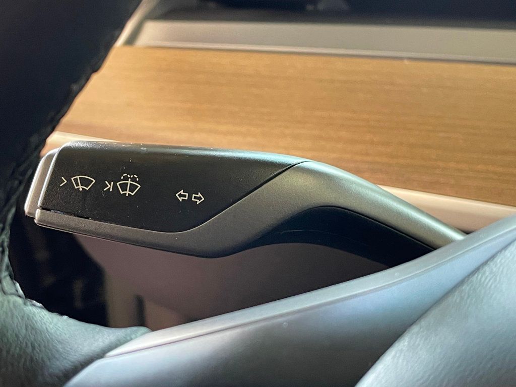 2021 Tesla Model 3 Performance AWD - 23061829 - 33