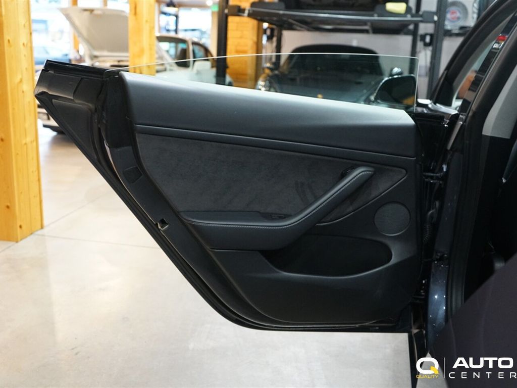 2021 Tesla Model 3 Performance AWD - 22983176 - 23