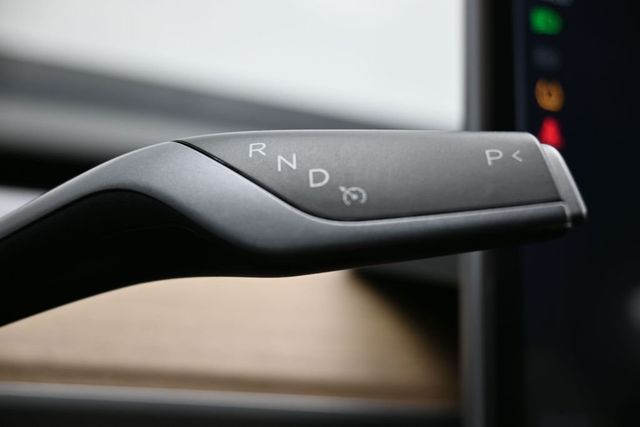 2021 Tesla Model 3 Performance AWD - 23022398 - 22
