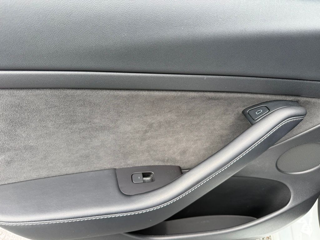 2021 Tesla Model 3 Performance AWD - 22996506 - 23