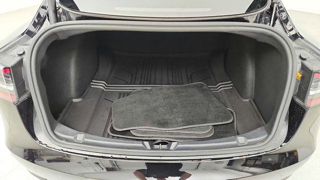 2021 Tesla Model 3 Performance AWD - 22943187 - 24