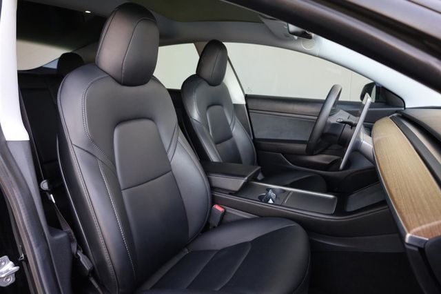 2021 Tesla Model 3 Standard Range Plus - 23030863 - 29