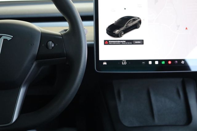 2021 Tesla Model 3 Standard Range Plus - 23030863 - 35