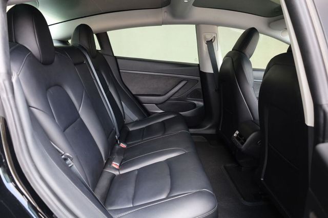 2021 Tesla Model 3 Standard Range Plus - 23074103 - 21