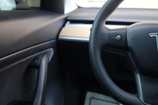 2021 Tesla Model 3 Standard Range Plus - 23074103 - 28