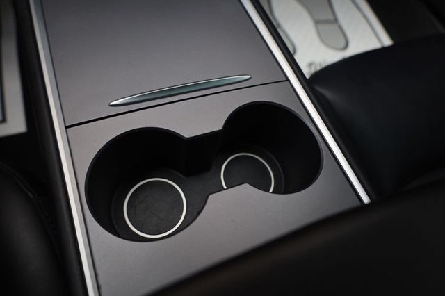 2021 Tesla Model 3 Standard Range Plus - 23074103 - 34