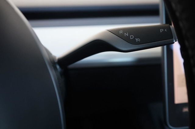 2021 Tesla Model 3 Standard Range Plus - 23081981 - 31