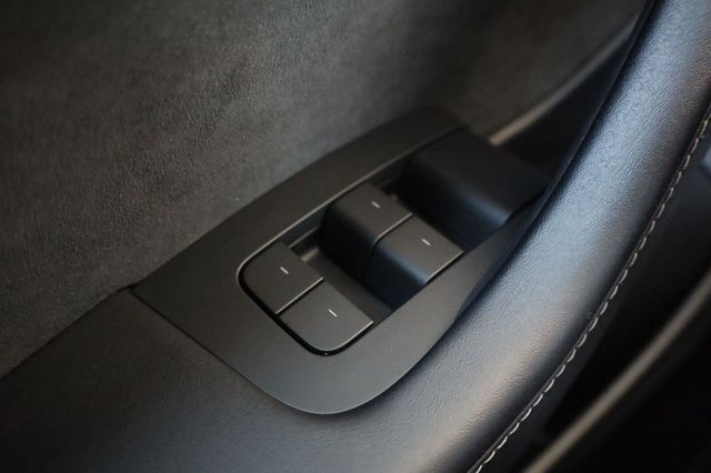 2021 Tesla Model 3 Standard Range Plus - 23085029 - 35