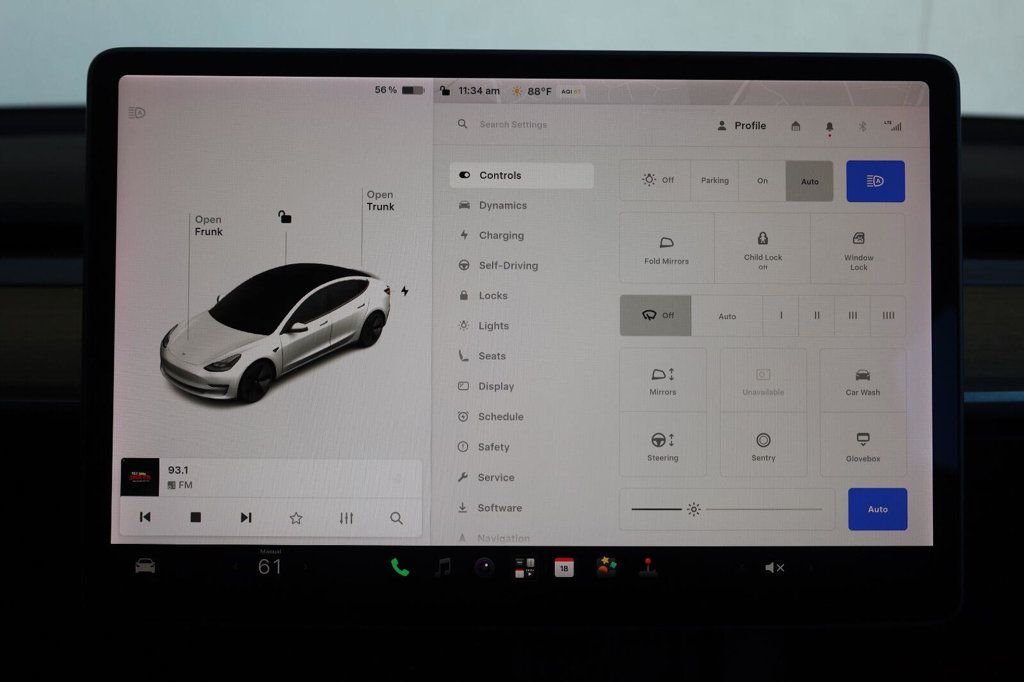 Tesla Model 3 photo 43