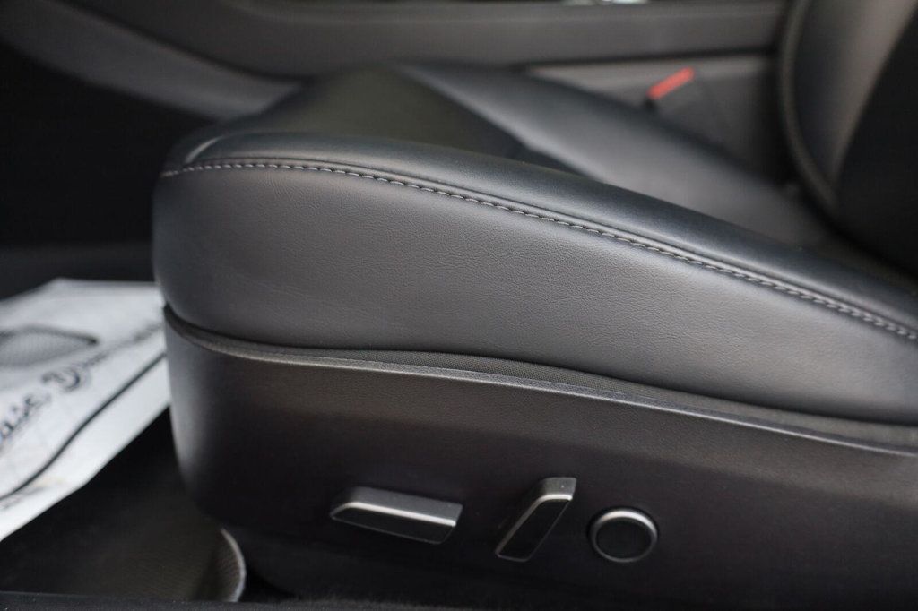 Tesla Model 3 photo 19