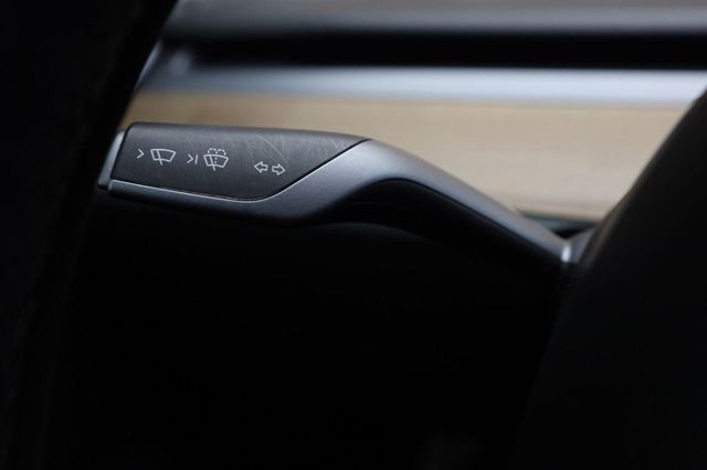 2021 Tesla Model 3 Standard Range Plus - 23086570 - 34