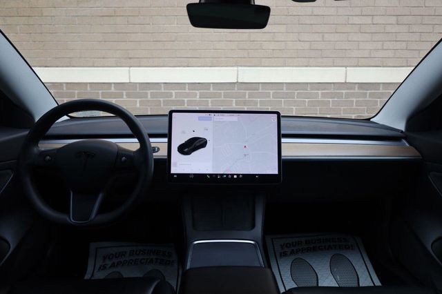 2021 Tesla Model 3 Standard Range Plus - 23086573 - 28
