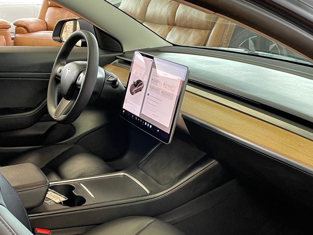 2021 Tesla Model 3 Standard Range Plus RWD - 22997730 - 20