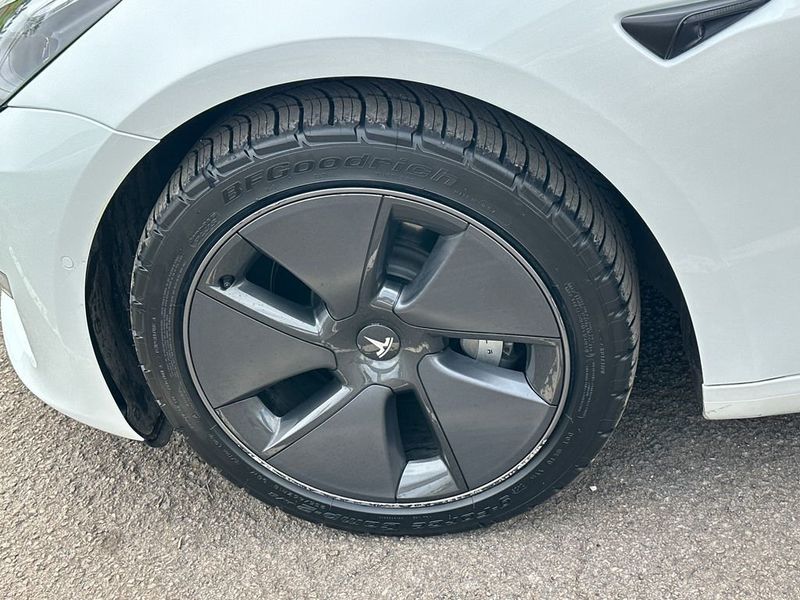 2021 Tesla Model 3 Standard Range Plus RWD - 22972512 - 10