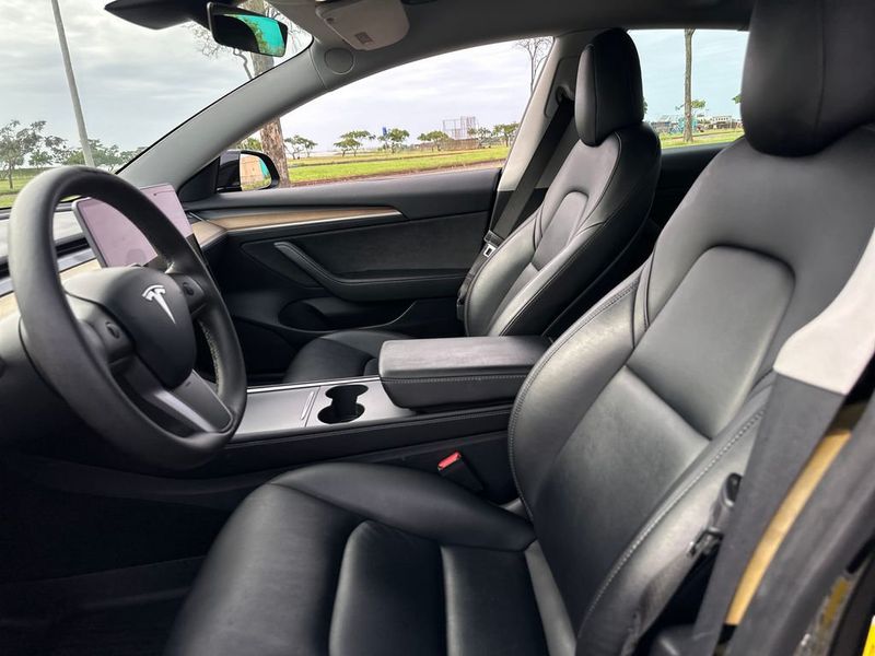 2021 Tesla Model 3 Standard Range Plus RWD - 22996346 - 11