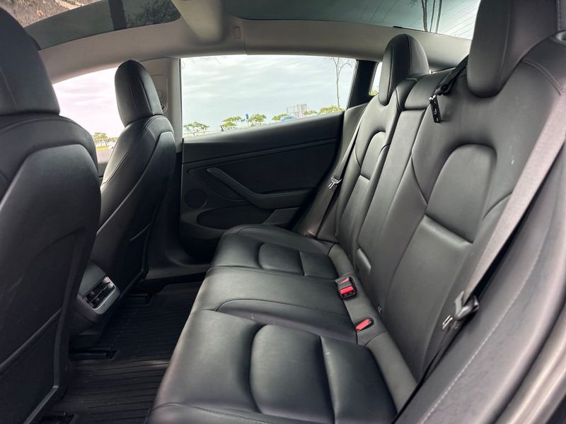 2021 Tesla Model 3 Standard Range Plus RWD - 22996346 - 13