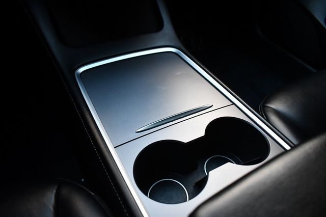 2021 Tesla Model 3 Standard Range Plus RWD - 22951497 - 32