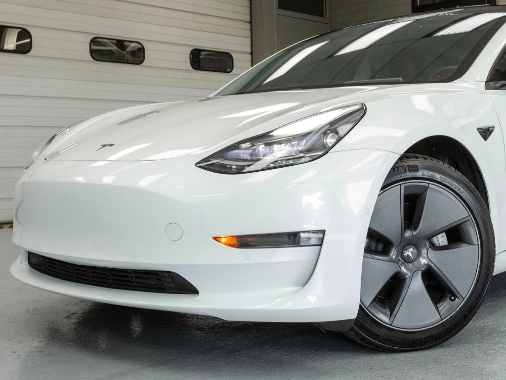 2021 Tesla Model 3 Standard Range Plus photo 13