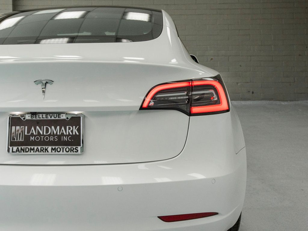 2021 Tesla Model 3 Standard Range Plus photo 30
