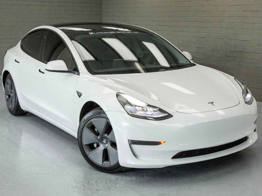 2021 Tesla Model 3 Standard Range Plus photo 8