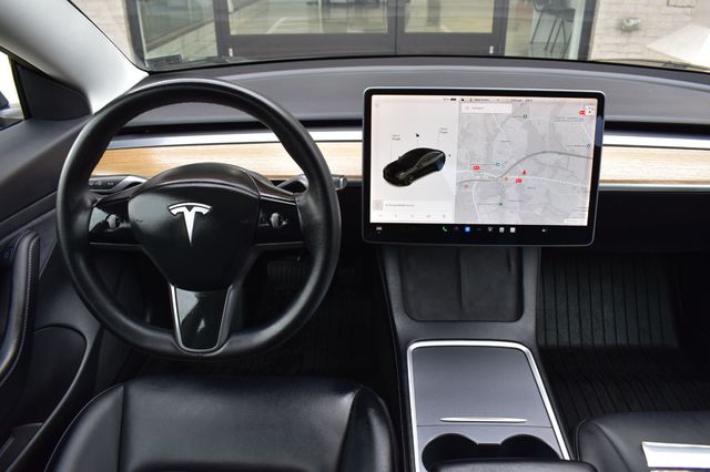 2021 Tesla Model 3 Standard Range Plus RWD - 22970431 - 25