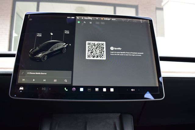 2021 Tesla Model 3 Standard Range Plus RWD - 22970431 - 31