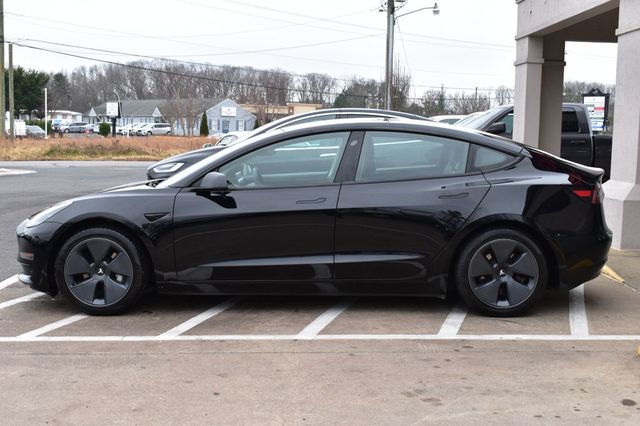2021 Tesla Model 3 Standard Range Plus RWD - 22970431 - 4